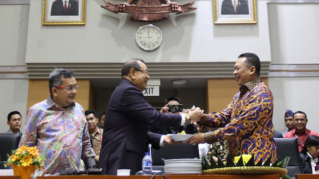 Gantikan Bamsoet, Kahar Janji Tak Amankan Kasus Hukum